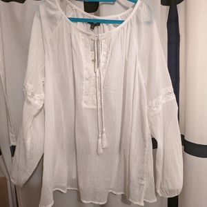 22/24 Lane Bryant flowy white tunic